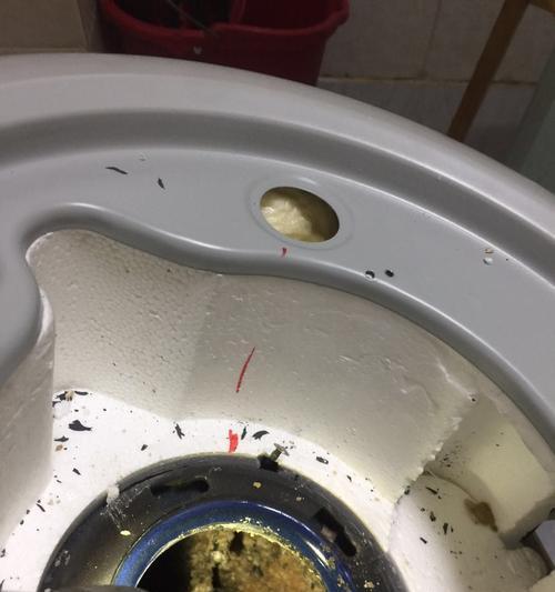 如何正确清洗油烟机排污口（保持油烟机效果）
