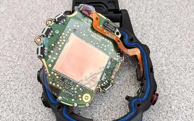 智能手表拆解零件的正确方法是什么？
